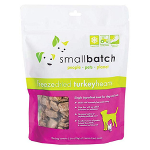 Small Batch Freeze Dried Turkey Hearts Dog Treats, 3.5 oz - Mutts & Co.