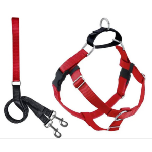 2 Hounds Design Freedom No-Pull Dog Harness With Leash Red - Mutts & Co.