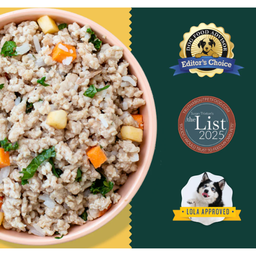 Close-up of a bowl of A Pup Above Chicka Chicka Bow Wow dog food with visible chicken, vegetables, and grains, shown alongside three award badges: Dog Food Advisor Editor’s Choice, Susan Thixton’s ‘The List 2025,’ and a ‘Lola Approved’ badge with a small dog illustration.