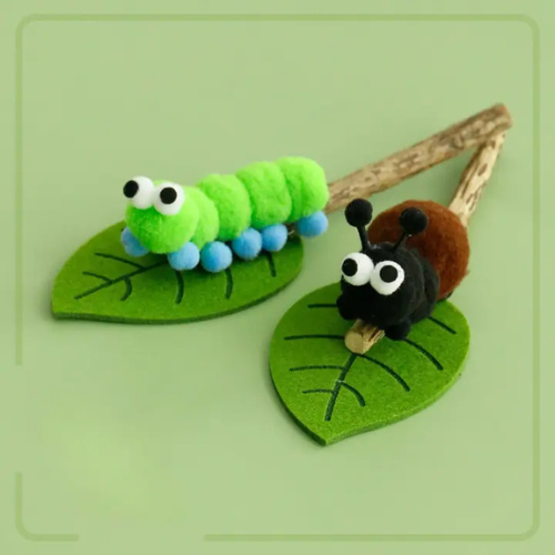 Cheerhunting Moo Insect Themed Chew Cat Toy