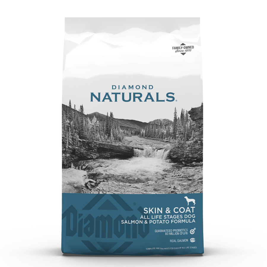 Diamond Naturals Skin & Coat Formula All Life Stages Dry Dog Food, 30 lbs - Mutts & Co.