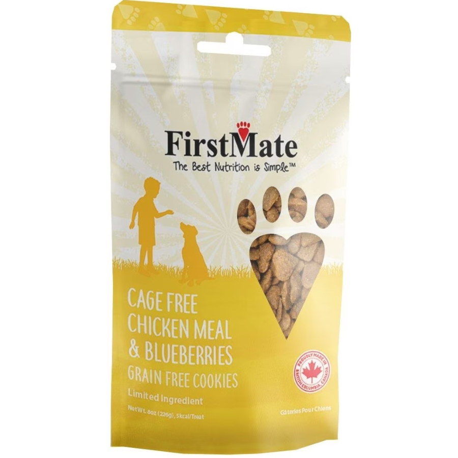 FirstMate Cage Free Chicken & Blueberry Dog Treats, 8 oz