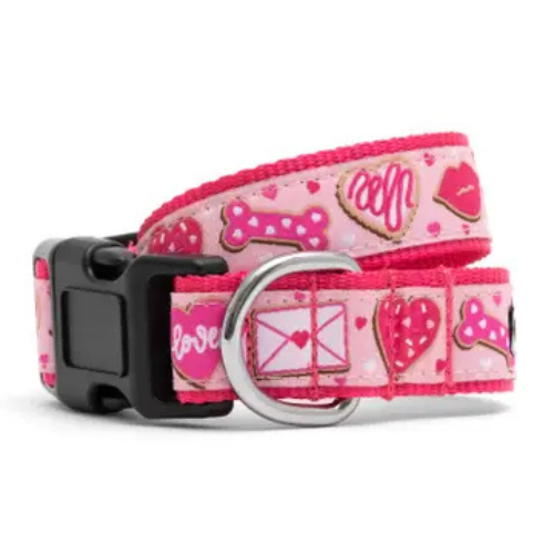 The Worthy Dog Love & Kisses Dog Collar